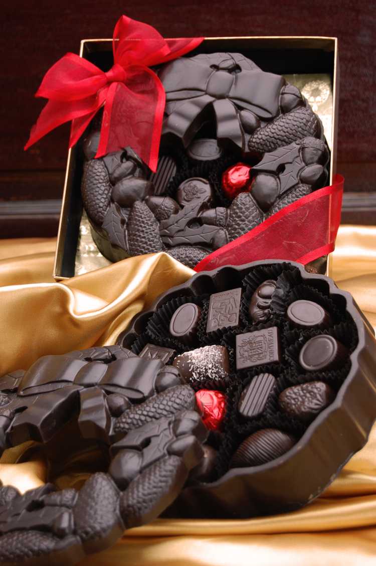 Vegan Chocolate Wreath Box